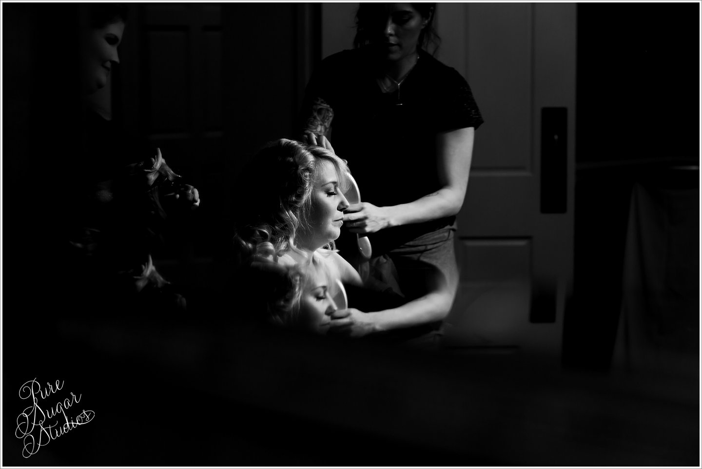 The Bride getting ready at Timuquana Country Club Wedding